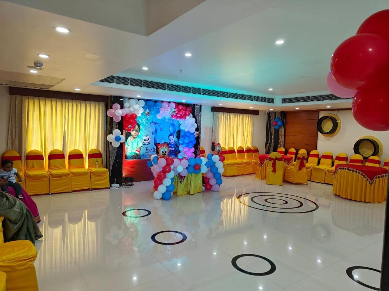 Urban Suites Bhubaneswar Exterior photo