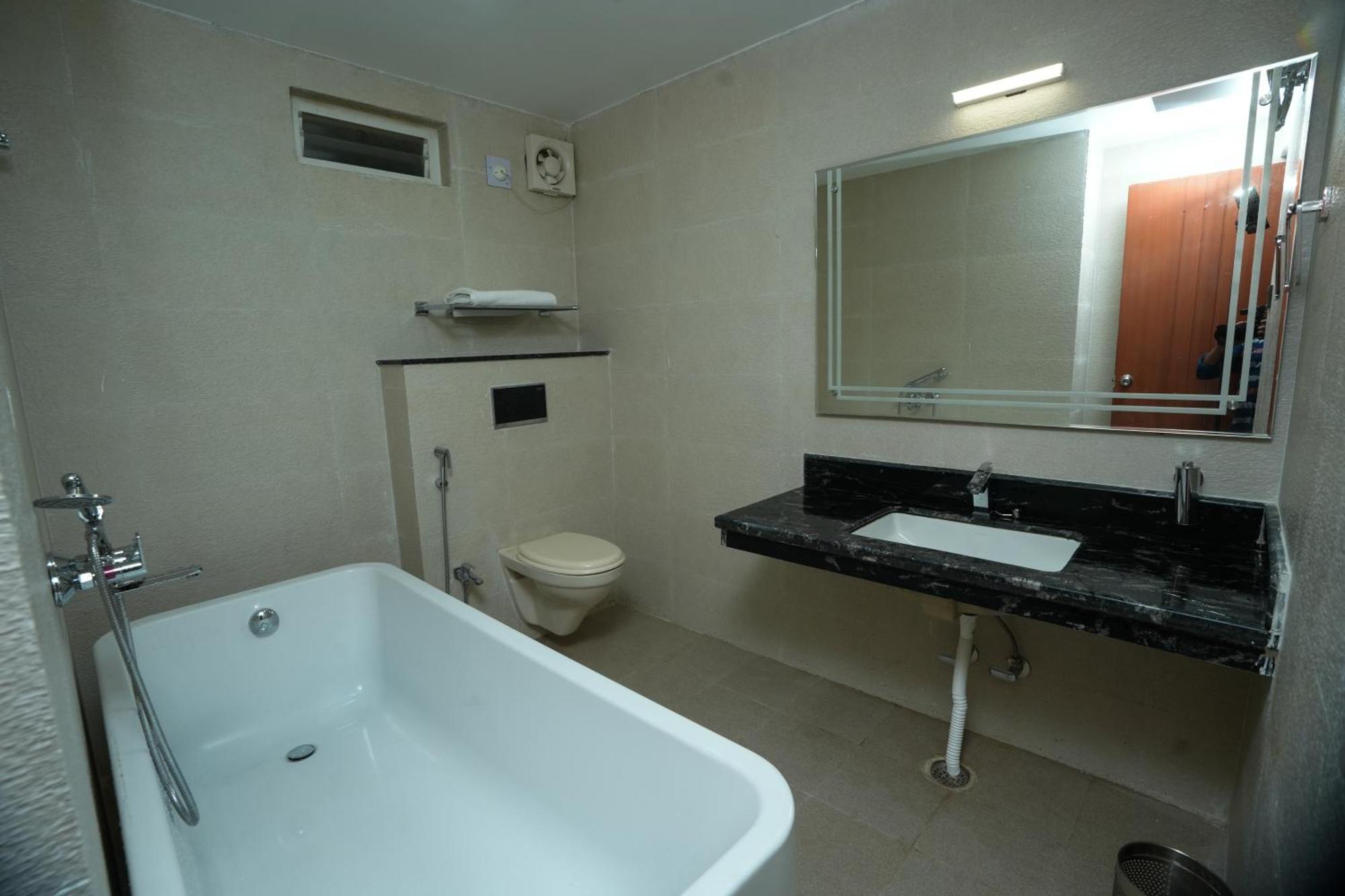 Urban Suites Bhubaneswar Exterior photo
